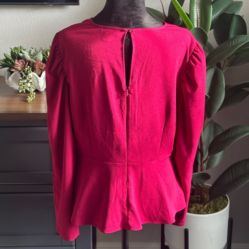 Express Raspberry Puff Sleeve Keyhole Back Blouse - Picture 4 of 6